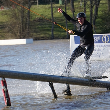 Pro Rider sur la bar de fer